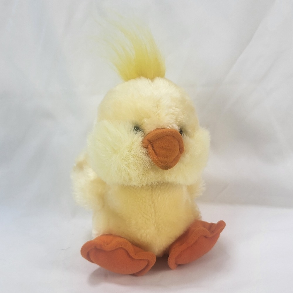 Old MacDonalds Farmyard Friends Yellow Duck Chick Stuffed Plush Animal Quacking